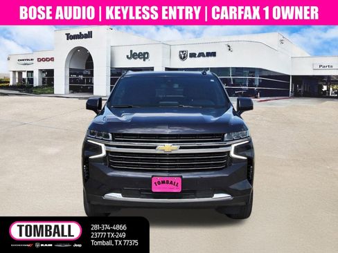 Used 2022 Chevrolet Suburban LT w/ Luxury Package image 2