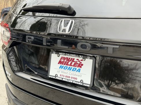 Used 2023 Honda Pilot Elite image 24