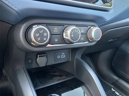 New 2025 Nissan Versa SV w/ Trunk Package image 24