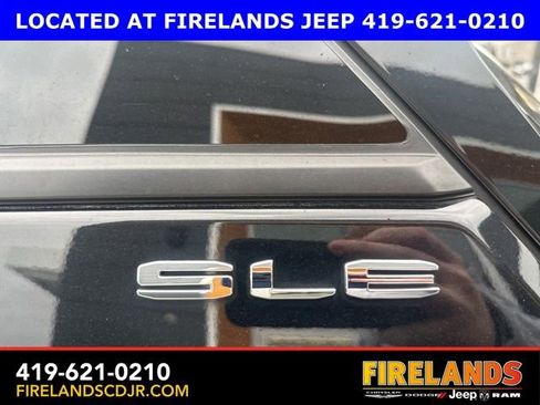 Used 2024 GMC Terrain SLE image 9