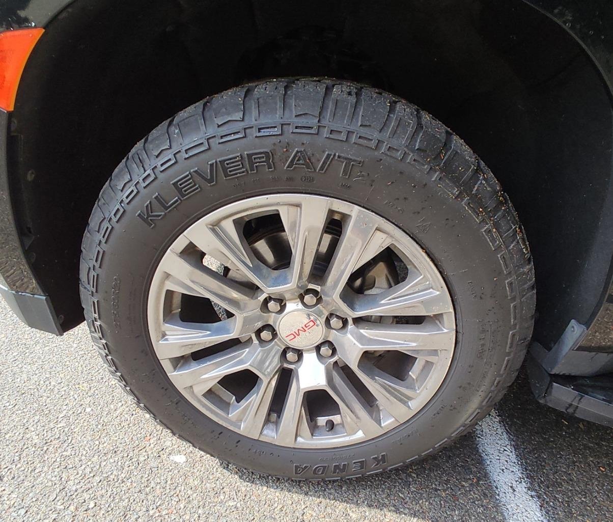 Used 2021 GMC Yukon XL Denali AWD/4WD image 26