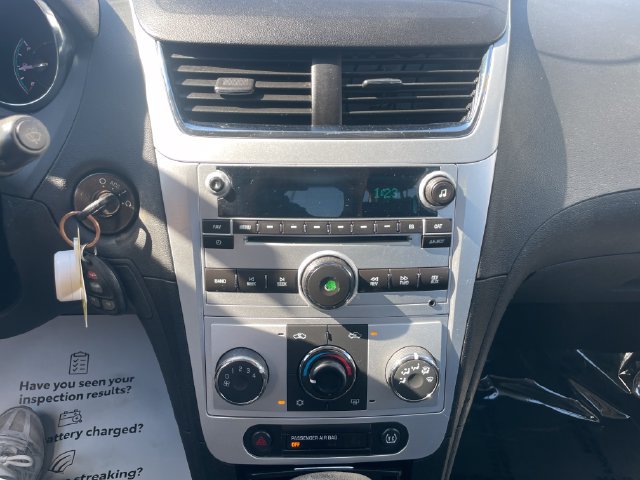 Used 2009 Chevrolet Malibu LT w/ Power Convenience Package FWD image 12
