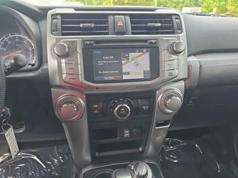 Used 2016 Toyota 4Runner SR5 Premium AWD/4WD image 22