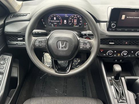 Certified 2025 Honda Accord SE image 12