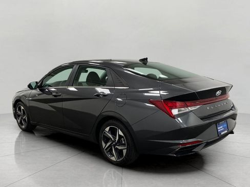 Certified 2023 Hyundai Elantra Limited FWD image 6