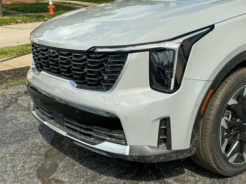 Certified 2024 Kia Sorento SX image 46