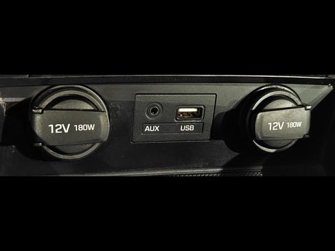 Used 2017 Genesis G80 3.8 RWD image 47
