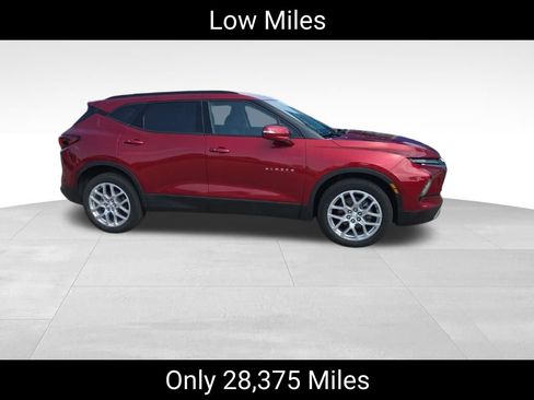 Certified 2023 Chevrolet Blazer LT w/ LPO, Floor Liner Package AWD/4WD image 2