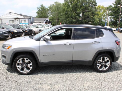 Used 2018 Jeep Compass Limited image 10