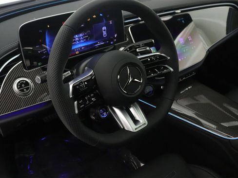 New 2026 Mercedes-Benz E 53 AMG e 4MATIC Sedan image 5