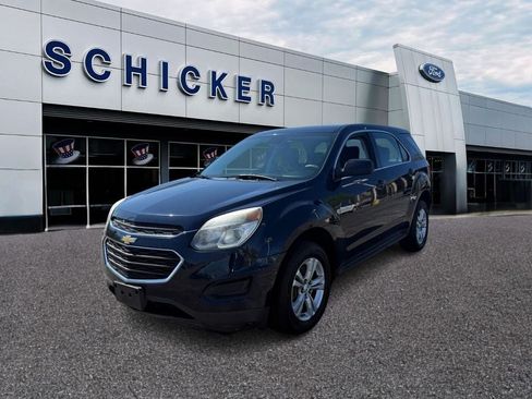 Used 2017 Chevrolet Equinox LS FWD image 4