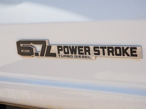 Used 2023 Ford F250 XL w/ FX4 Off-Road Package image 8