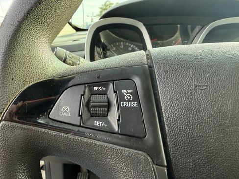 Used 2015 Chevrolet Equinox LS FWD image 19