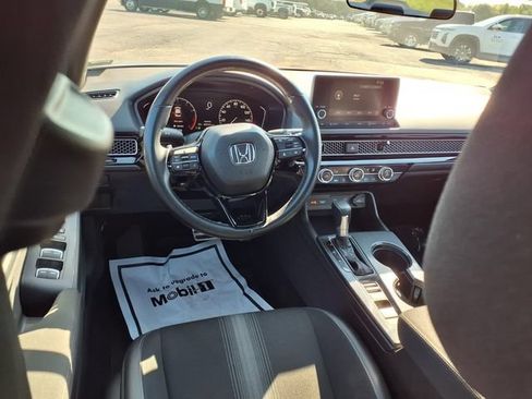 Used 2025 Honda Civic Sport image 18