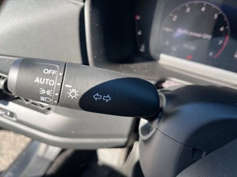 Certified 2023 Honda Accord LX image 14