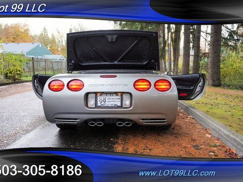 Used 1999 Chevrolet Corvette Convertible w/ Memory Pkg image 30