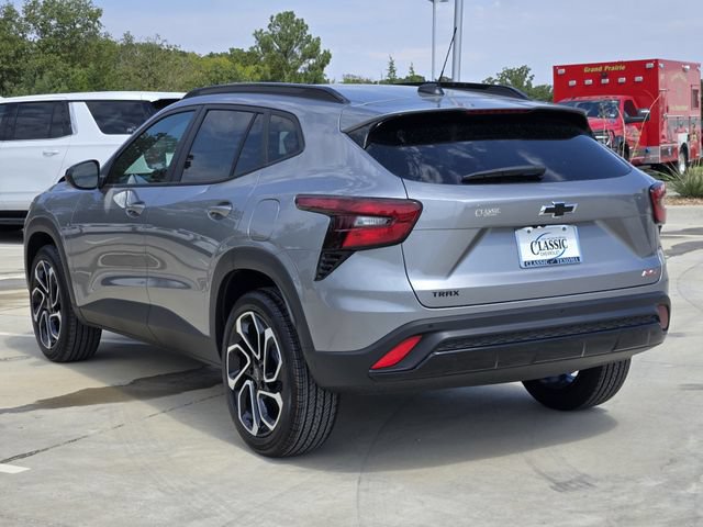 New 2026 Chevrolet Trax RS w/ Driver Confidence Package FWD image 4