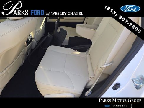Used 2023 Lexus GX 460 Premium image 15