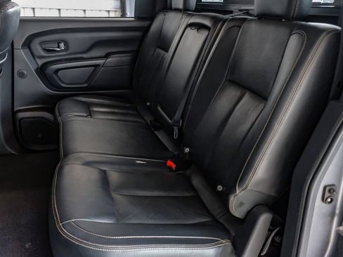 Used 2018 Nissan Titan SL w/ Midnight Edition AWD/4WD image 37