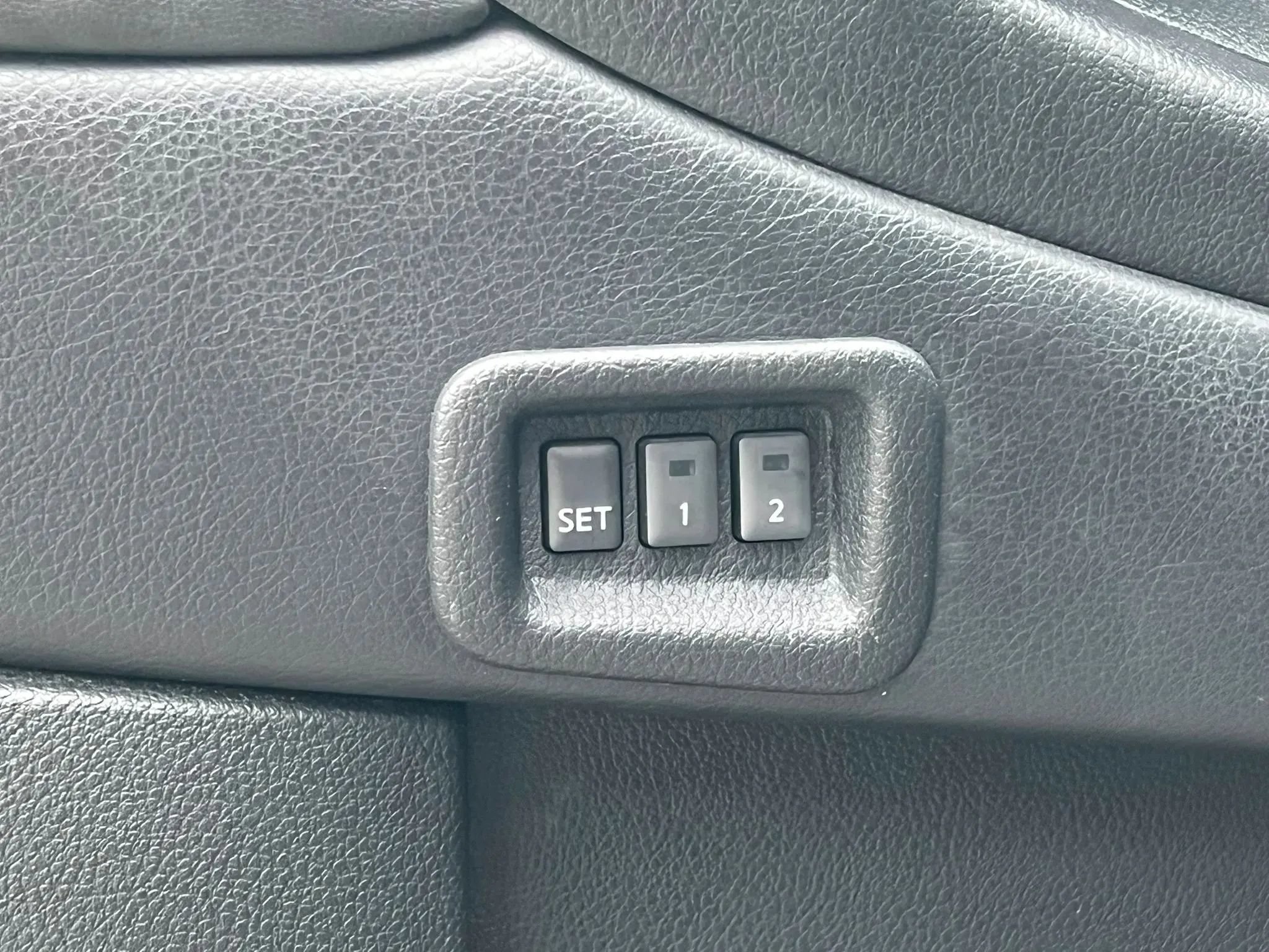 Used 2012 Nissan Murano SL w/ Navigation Pkg AWD/4WD image 34