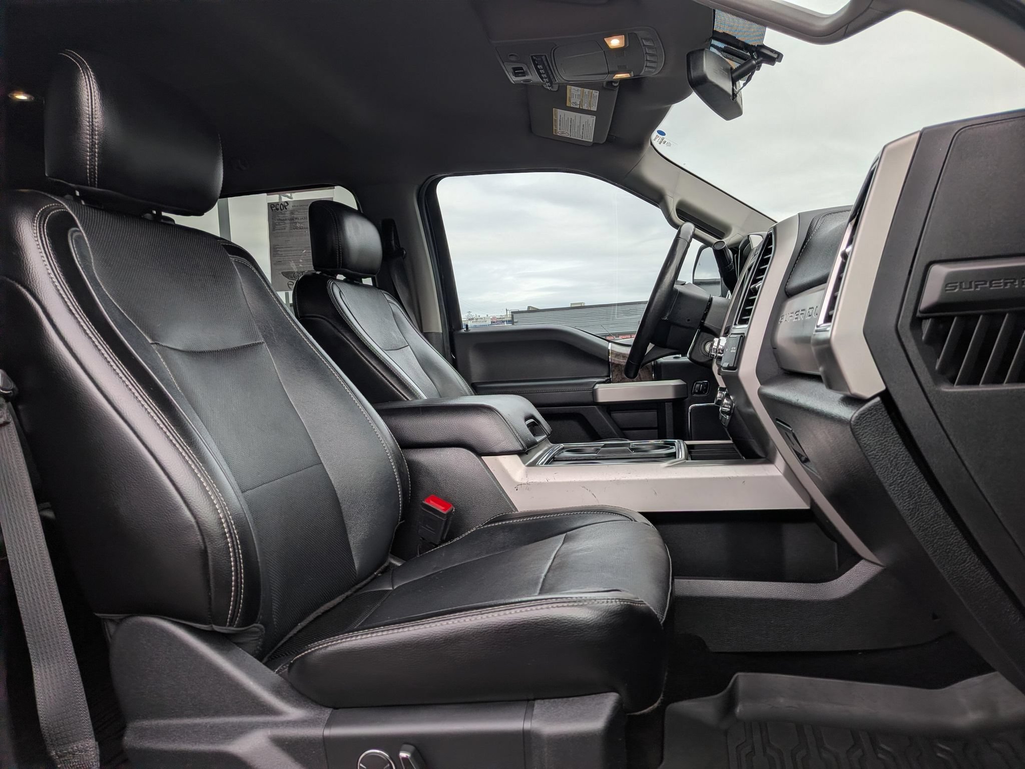 Used 2018 Ford F350 Lariat w/ FX4 4x4 Off Road Package image 8