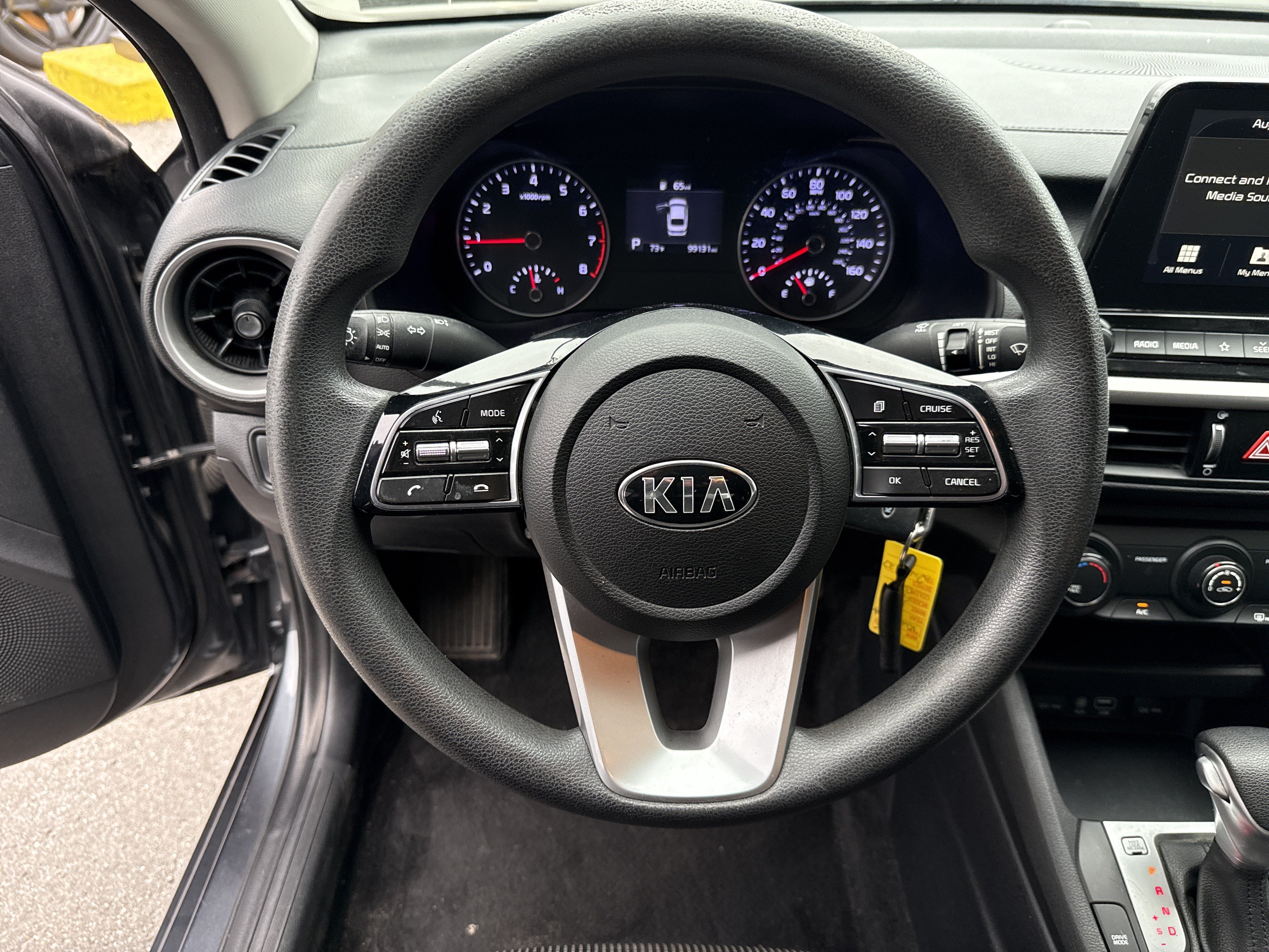 Used 2020 Kia Forte LXS FWD image 17