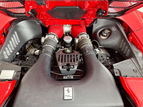 Certified 2013 Ferrari 458 Spider Base image 25