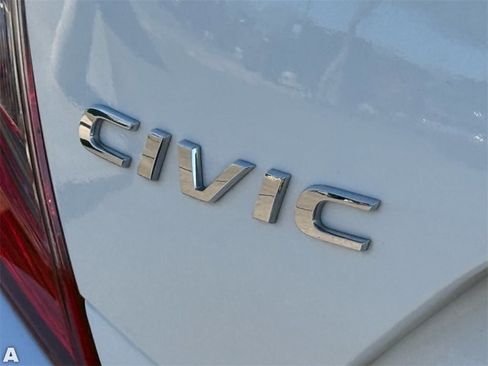 Used 2019 Honda Civic EX-L image 11