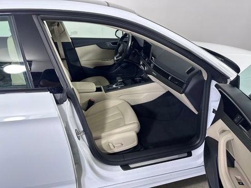 Used 2022 Audi A5 2.0T Premium Plus w/ Premium Plus AWD/4WD image 10