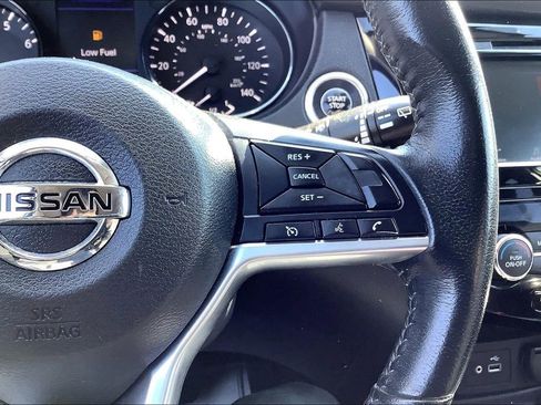 Used 2020 Nissan Rogue SV AWD/4WD image 21