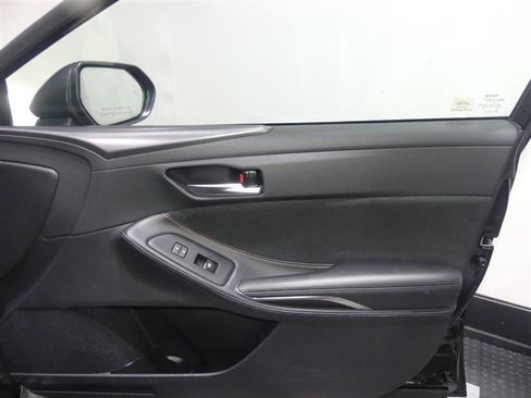 Used 2019 Toyota Avalon Touring w/ Advanced Safety Package image 19