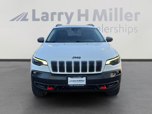 Used 2021 Jeep Cherokee Trailhawk AWD/4WD image 8