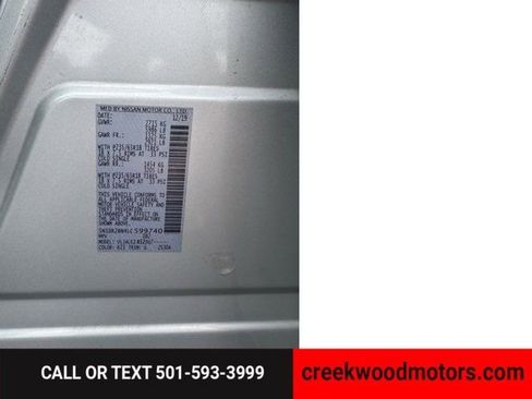 Used 2020 Nissan Pathfinder SV image 18