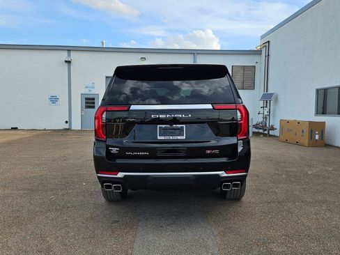 New 2026 GMC Yukon Denali image 5