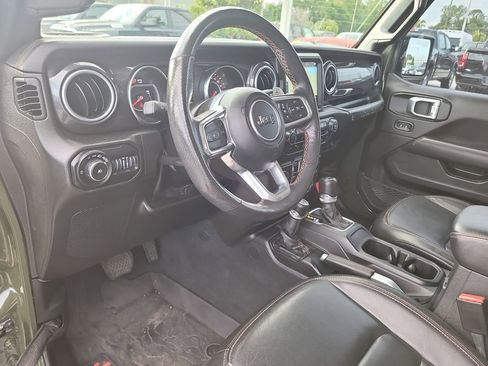 Used 2022 Jeep Wrangler Unlimited Rubicon w/ Trailer Tow Package AWD/4WD image 19