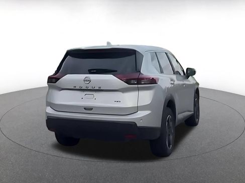 Used 2025 Nissan Rogue SV AWD/4WD image 11