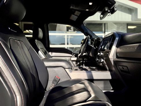 Used 2022 Ford F350 Platinum image 42