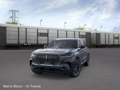 New 2026 Lincoln Aviator Reserve image 2