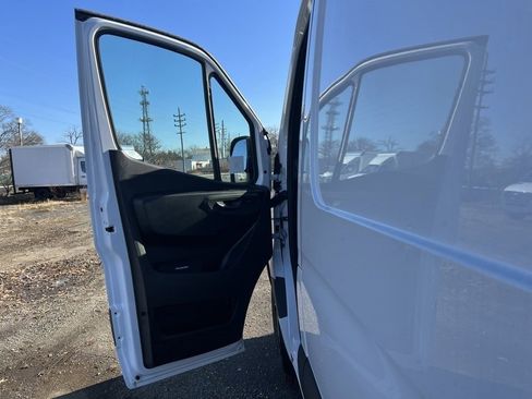 New 2025 Mercedes-Benz Sprinter 3500 image 12