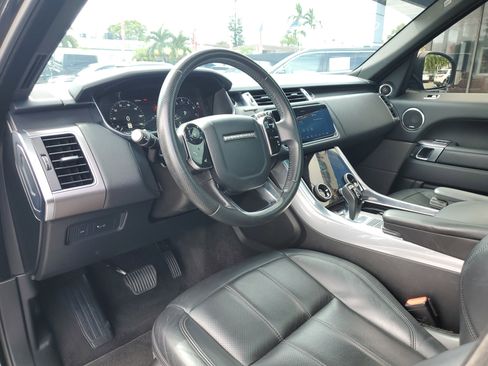 Used 2019 Land Rover Range Rover Sport HSE image 12