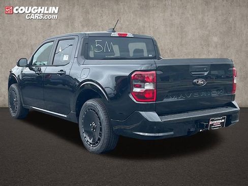 New 2025 Ford Maverick Lobo image 9