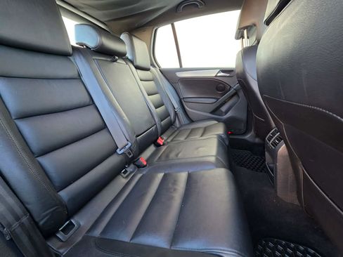 Used 2012 Volkswagen GTI 4-Door image 15