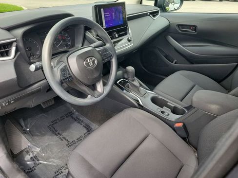 Used 2023 Toyota Corolla LE image 11