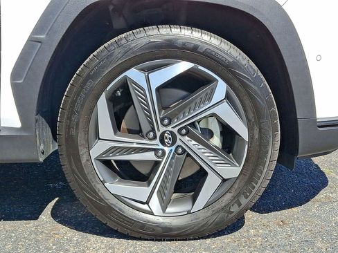 Certified 2024 Hyundai Tucson Limited AWD/4WD image 33