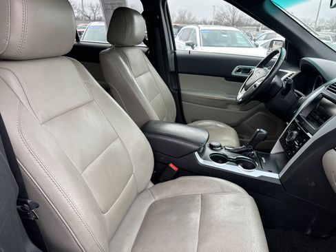 Used 2015 Ford Explorer Limited w/ Equipment Group 301A image 14