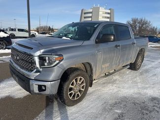 Used 2018 Toyota Tundra SR5 w/ TRD Off Road Package video 2