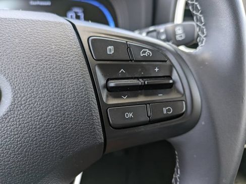 Used 2026 Hyundai Venue SEL FWD image 24