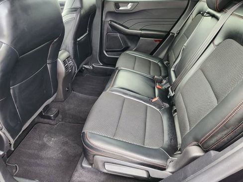 Used 2025 Ford Escape ST-Line image 30