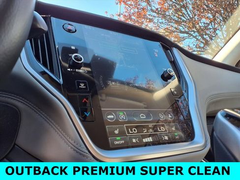 Used 2024 Subaru Outback Premium image 15