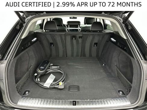 Certified 2024 Audi Q8 e-tron Premium image 24